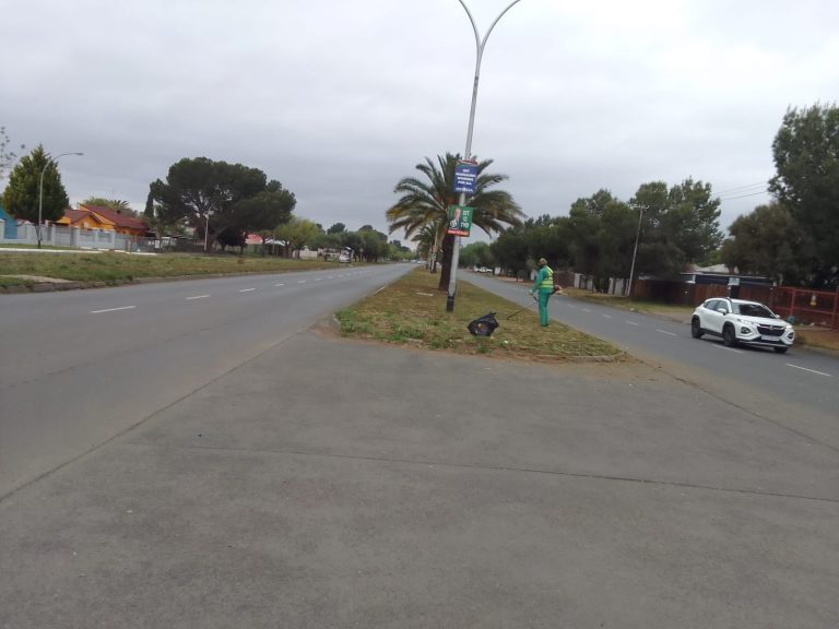 Walter Sisulu Entrance Mowed and Cleared