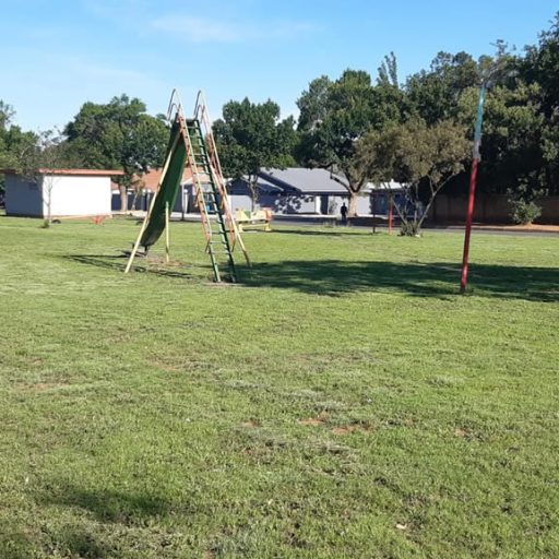 UWNA cleaned and mowed Forsyth Park